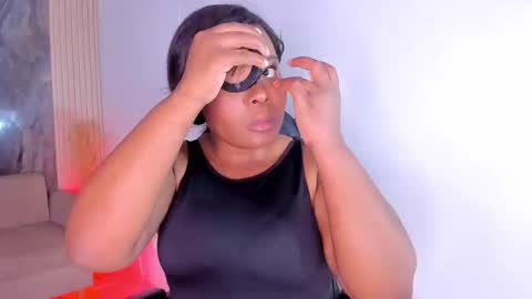 Riana online show from 09/24/25, 05:22