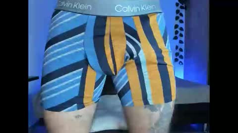 Snapshot of riancum chatting on 03/04/25, 11:29 juan online show from 03/04/25, 11:29