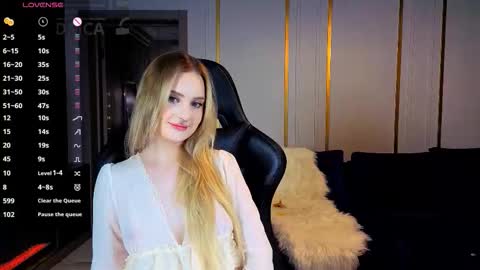 Ria Woods online show from 03/25/26, 07:09