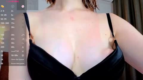 Ria Woods online show from 06/26/26, 09:30