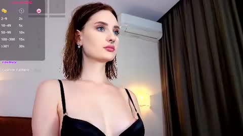 Ria Woods online show from 07/07/26, 06:45