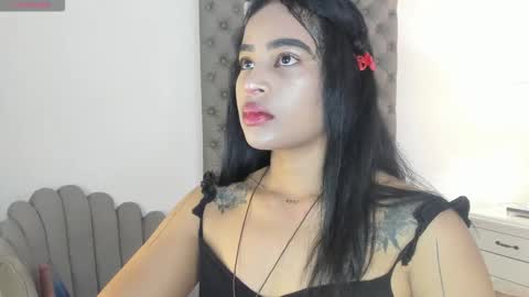 Snapshot of riby_ chatting on 12/04/25, 07:11 riby online show from 12/04/25, 07:11