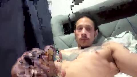 Snapshot of ricanmrmarcus chatting on 12/01/25, 06:40 ricanmrmarcus online show from 12/01/25, 06:40