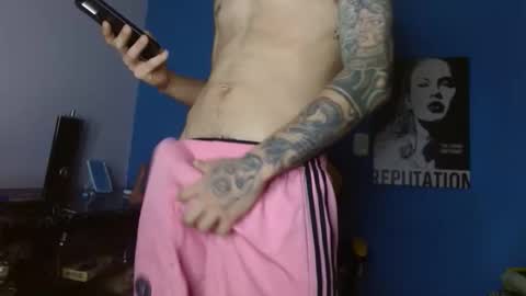 Snapshot of ricardo_big_cock chatting on 03/18/26, 02:53 ricardo_big_cock online show from 03/18/26, 02:53