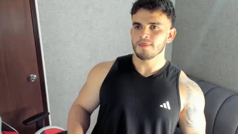 ricardogonzalez666 online show from 12/10/24, 01:22
