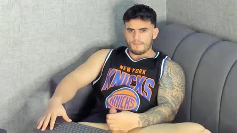 ricardogonzalez666 online show from 12/14/24, 04:34