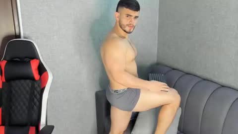 ricardogonzalez666 online show from 01/13/25, 11:38