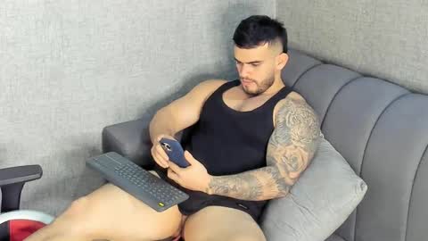 ricardogonzalez666 online show from 01/19/25, 03:29