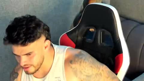 ricardogonzalez666 online show from 10/13/25, 08:53