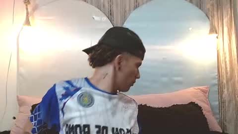 rich and kitty  online show from 12/15/25, 02:16