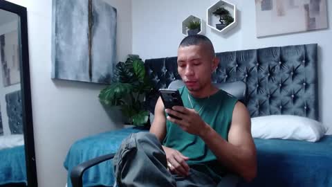 Snapshot of richar_voller chatting on 11/17/25, 11:27 richar_voller online show from 11/17/25, 11:27