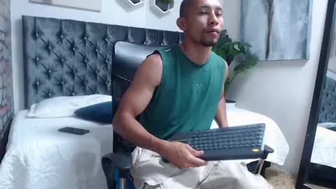 Snapshot of richar_voller chatting on 04/27/26, 11:19 richar_voller online show from 04/27/26, 11:19