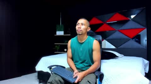 Snapshot of richar_voller chatting on 05/05/26, 11:18 richar_voller online show from 05/05/26, 11:18