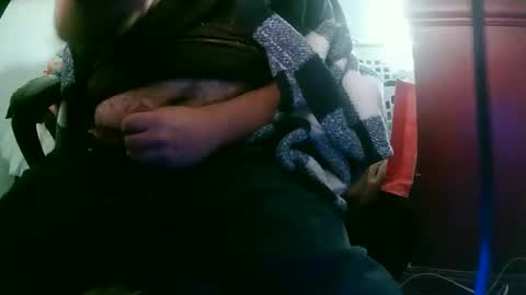 Snapshot of richard11268869 chatting on 11/28/25, 05:48 richard11268869 online show from 11/28/25, 05:48