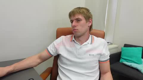 Snapshot of richard_hards chatting on 05/03/26, 12:22 RICHARD HARDS online show from 05/03/26, 12:22