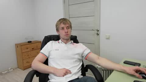 Snapshot of richard_hards chatting on 05/07/26, 06:41 RICHARD HARDS online show from 05/07/26, 06:41
