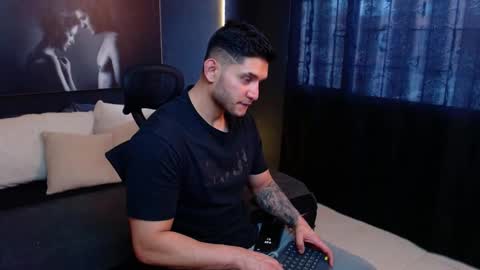 Snapshot of richard_milleer chatting on 10/04/25, 02:59 Ricardo online show from 10/04/25, 02:59