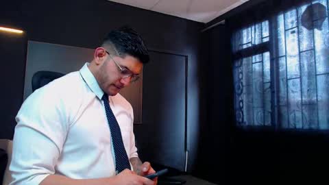 Snapshot of richard_milleer chatting on 10/07/25, 02:14 Ricardo online show from 10/07/25, 02:14