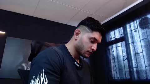 Snapshot of richard_milleer chatting on 10/17/25, 02:19 Ricardo online show from 10/17/25, 02:19