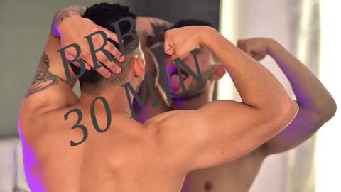 Snapshot of richard_milleer chatting on 10/23/25, 03:44 Ricardo online show from 10/23/25, 03:44