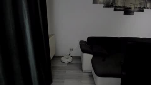 Snapshot of richarddarell chatting on 11/01/25, 05:31 RichardDarell online show from 11/01/25, 05:31