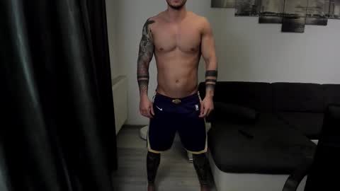 Snapshot of richarddarell chatting on 11/09/25, 04:55 RichardDarell online show from 11/09/25, 04:55