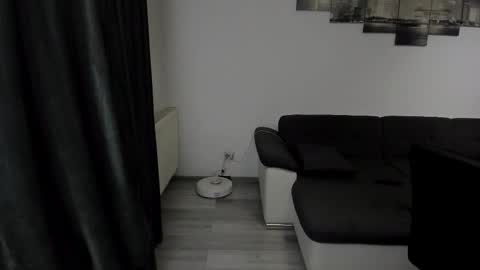 Snapshot of richarddarell chatting on 11/13/25, 06:23 RichardDarell online show from 11/13/25, 06:23