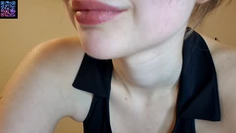 Snapshot of richardlundsten chatting on 03/19/26, 05:39 Luna online show from 03/19/26, 05:39