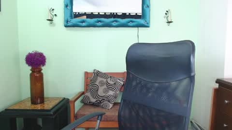 Snapshot of richardwithe_ chatting on 04/01/26, 12:06 Richard online show from 04/01/26, 12:06