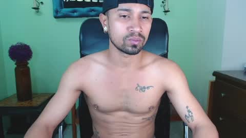 Snapshot of richardwithe_ chatting on 04/02/26, 12:14 Richard online show from 04/02/26, 12:14