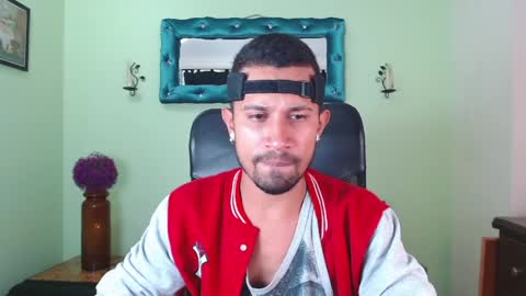 Snapshot of richardwithe_ chatting on 04/10/26, 12:10 Richard online show from 04/10/26, 12:10
