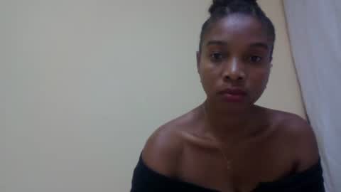 Snapshot of richella34 chatting on 06/06/26, 10:14 richella34 online show from 06/06/26, 10:14