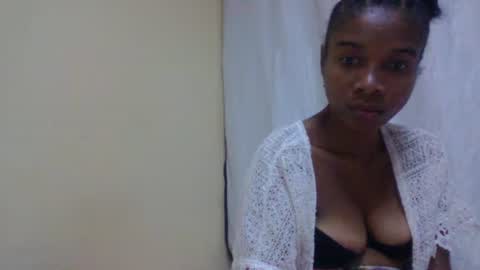 Snapshot of richella34 chatting on 06/08/26, 01:28 richella34 online show from 06/08/26, 01:28