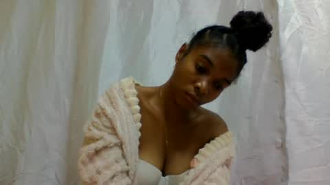 richella34 online show from 07/25/26, 03:37