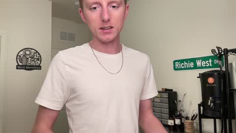 Snapshot of richiewest chatting on 02/05/25, 12:10 Richie online show from 02/05/25, 12:10