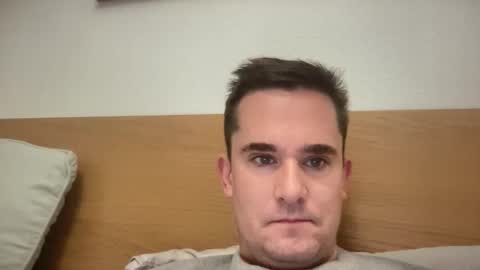 londongent online show from 10/06/25, 08:45