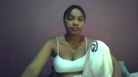 ricie001 online show from 03/18/26, 08:06