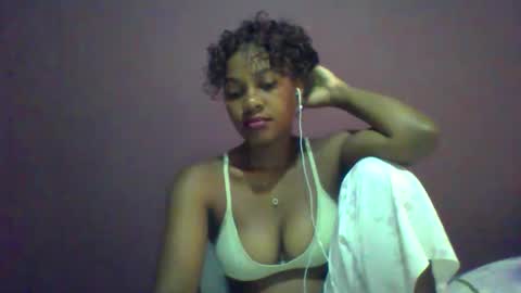 ricie001 online show from 03/24/26, 09:47