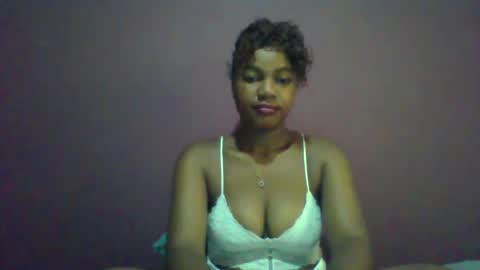 ricie001 online show from 04/13/26, 08:31