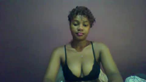 ricie001 online show from 04/23/26, 07:52
