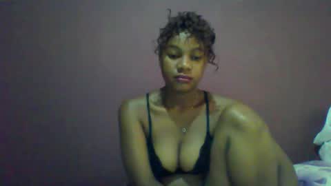 ricie001 online show from 04/25/26, 12:08