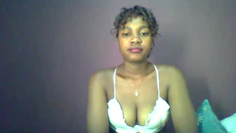ricie001 online show from 05/05/26, 12:24