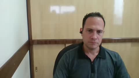 Snapshot of rick503835 chatting on 11/04/25, 12:48 Rick Arian online show from 11/04/25, 12:48