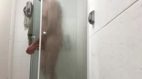 Snapshot of rick503835 chatting on 11/22/25, 02:32 Rick Arian online show from 11/22/25, 02:32