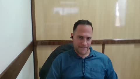 Snapshot of rick503835 chatting on 11/24/25, 03:23 Rick Arian online show from 11/24/25, 03:23