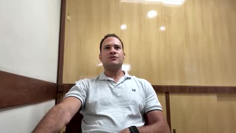 Snapshot of rick503835 chatting on 12/16/25, 03:17 Rick Arian online show from 12/16/25, 03:17