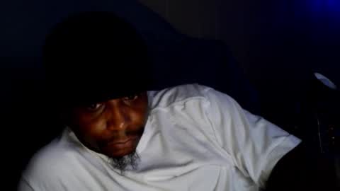 Snapshot of rickavelli chatting on 10/13/25, 11:21 Rick online show from 10/13/25, 11:21