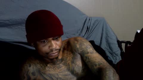 Snapshot of rickavelli chatting on 11/05/25, 01:00 Rick online show from 11/05/25, 01:00