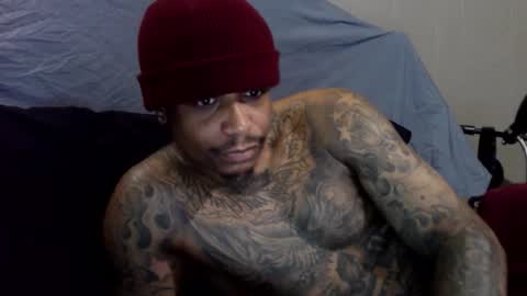 Snapshot of rickavelli chatting on 11/18/25, 02:54 Rick online show from 11/18/25, 02:54