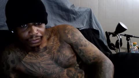 Snapshot of rickavelli chatting on 12/01/25, 05:29 Rick online show from 12/01/25, 05:29